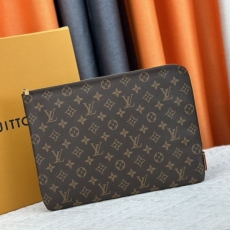 Louis Vuitton Clutch Bags